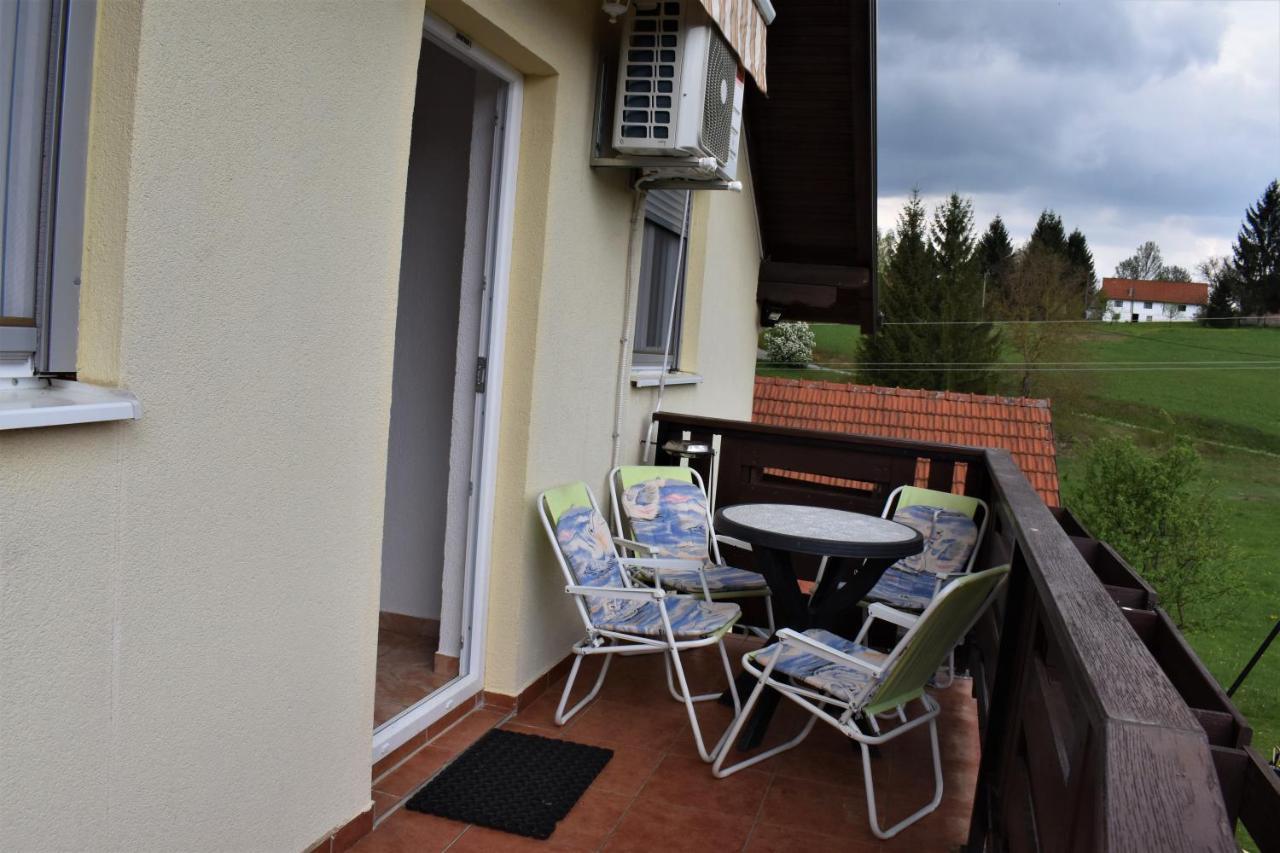 Apartments Sabljak Rakovica Extérieur photo